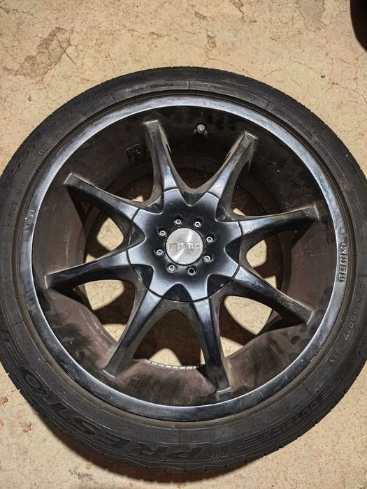 Джанти Момо 5x120 с летни гуми 225/45 R17
