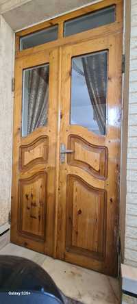 Леревянная дверь состояние отличное имеется 2 шт