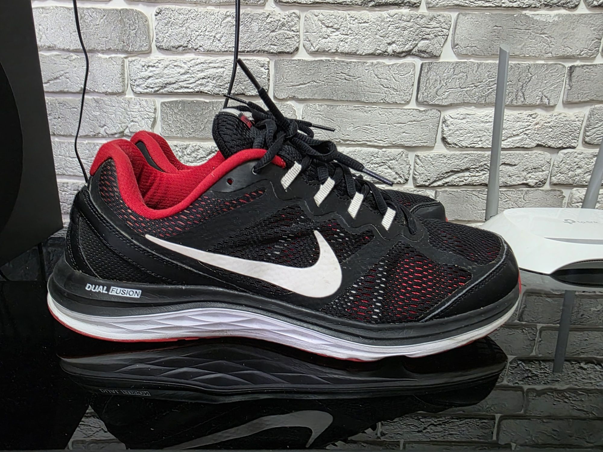 Оригинальные кроссы Nike