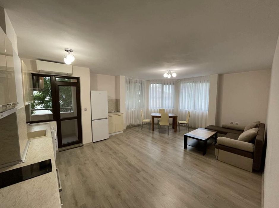 Дава се под наем Двустаен апартамент в Пловдив, Център - 66 кв.м за 500 € - Снимка #1