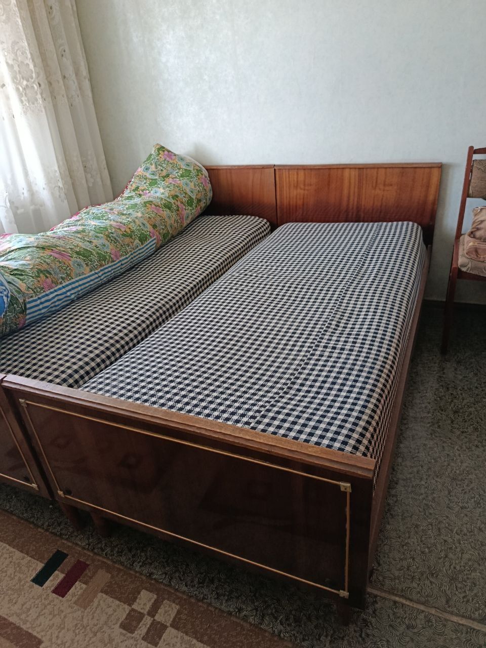 Продаются Кровати