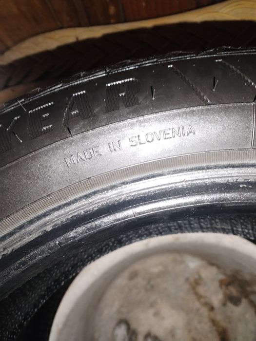 Всесезони гуми 165/60/15