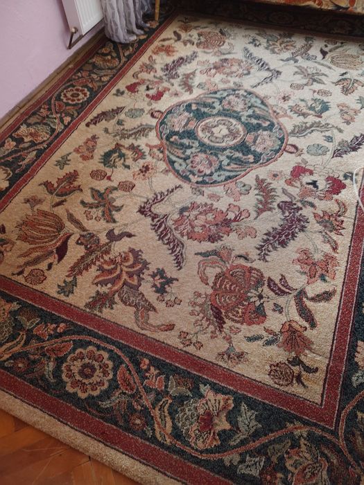 covor perjan folosit