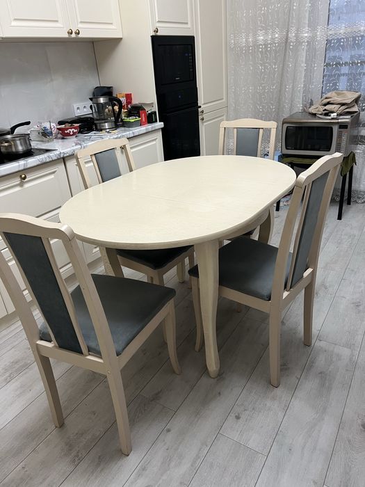 Комплект стол со стульями