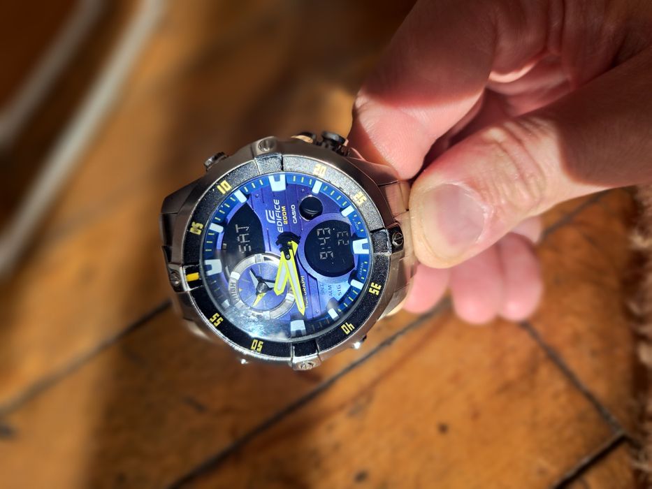 Часовник - Casio - Edifice