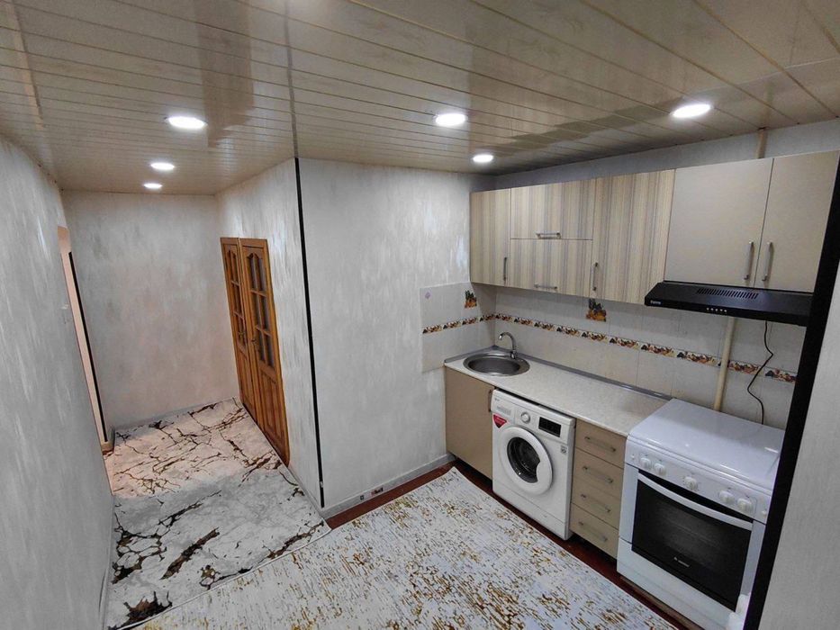 Chilonzor tumanida moljal Denov kafe yonida 3 xonali kvartira sotiladi