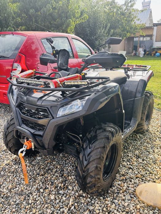 Vand goes 400 cf moto