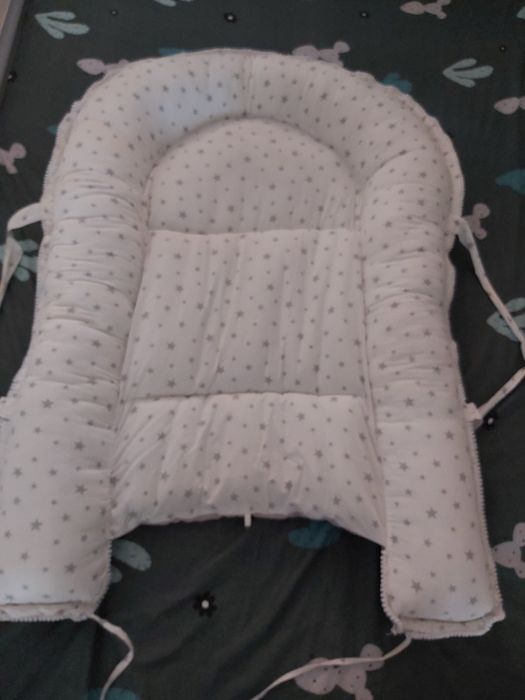 Baby nest Delux 250 lei ușor negociabil