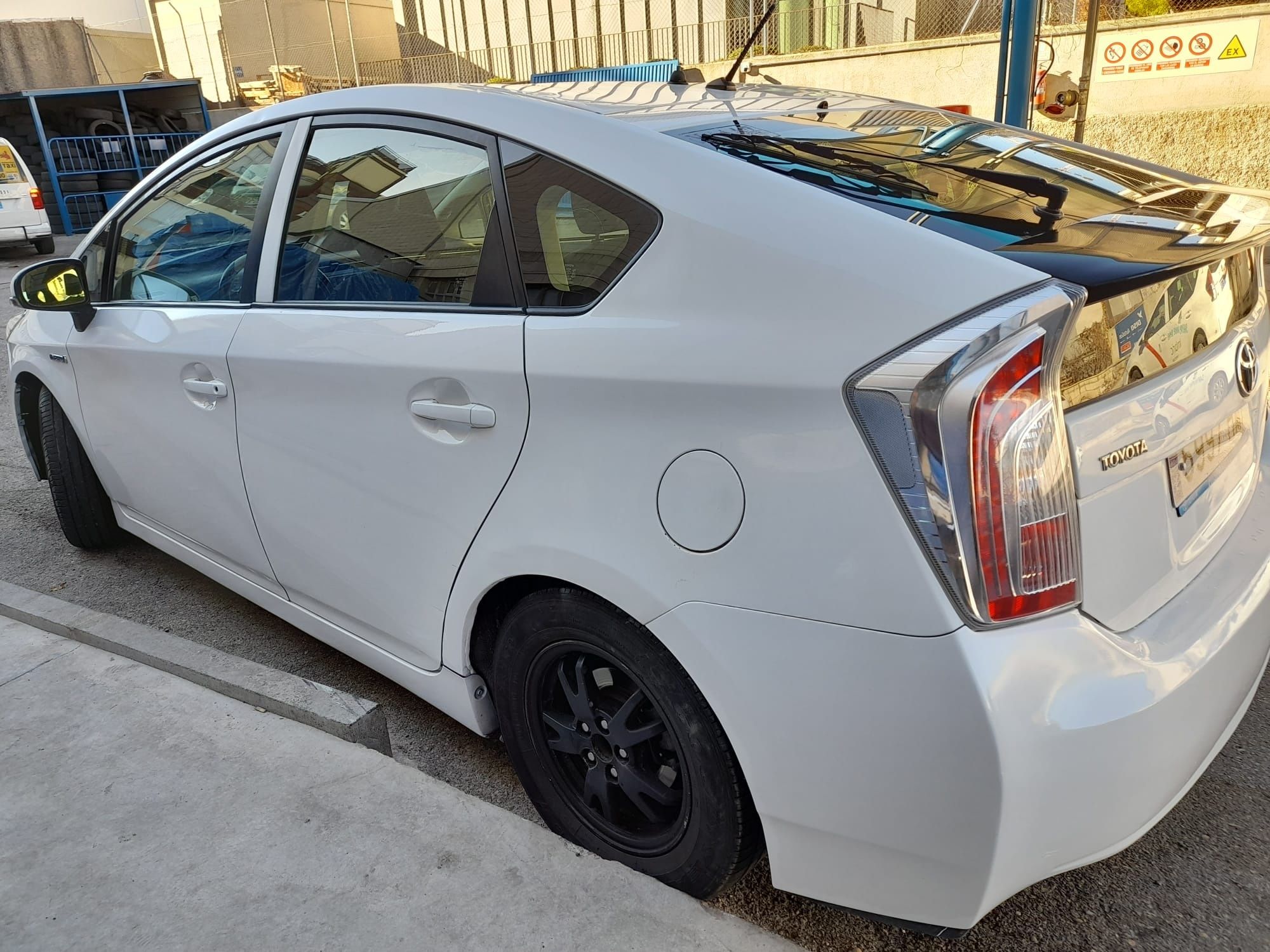 Inchiriez auto uber bolt inchirieri rent ridesharing rental car