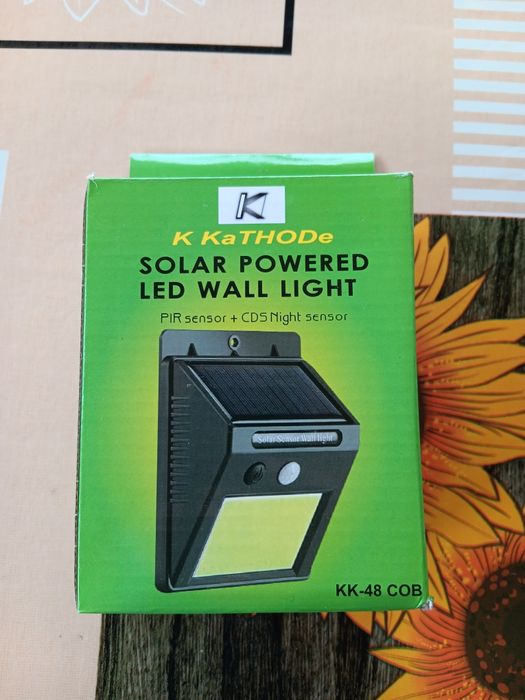 Iluminator led incarcare solara