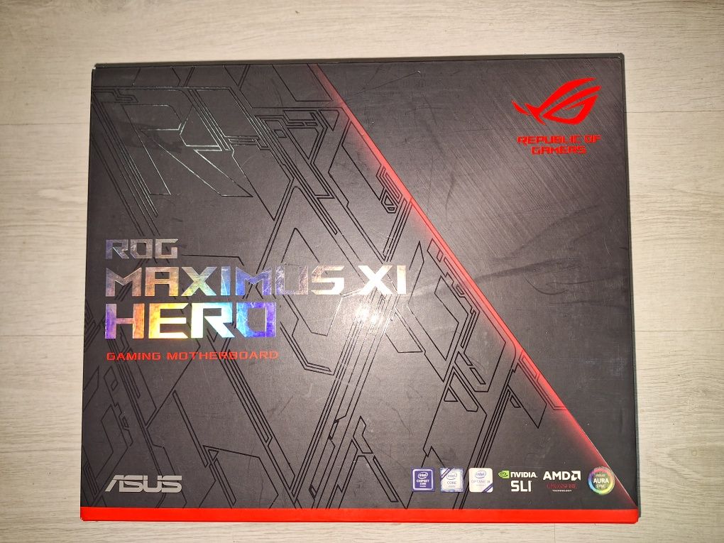 Asus Rog Maximus XI Hero +16GB Ram