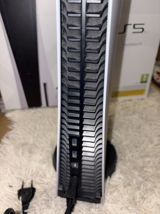 PlayStation 5 - 8К, 4К, 120 Hz