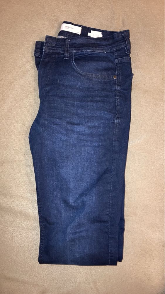 Неносени / нови мъжки slim дънки от Reserved - 31/32
