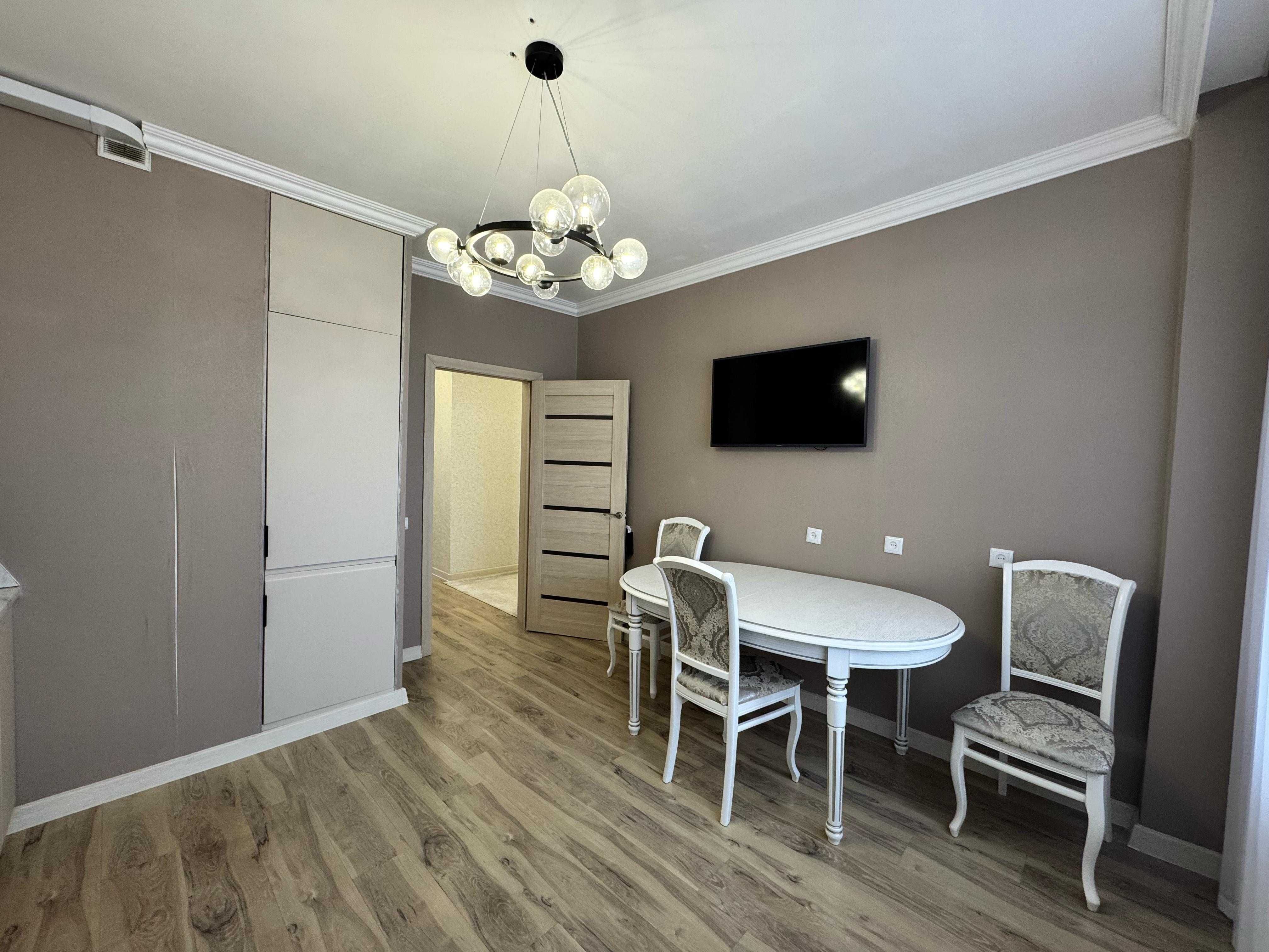 Продаем 3 комн. кв .-  89 кв.м. в НОВОМ ДОМЕ - Шахтеров 52