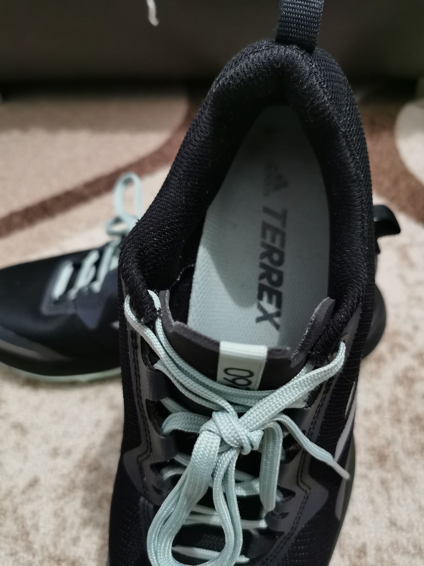 Маратонки Adidas-Terrex