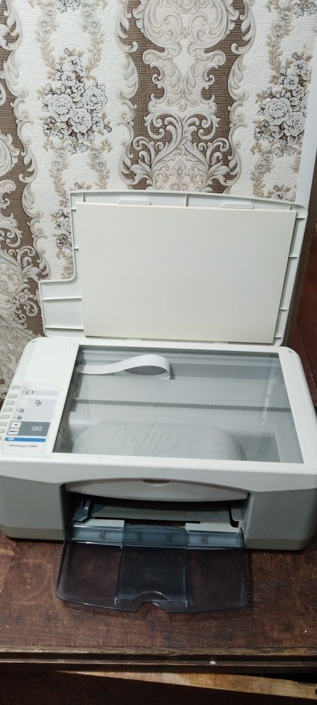 Продам принтер, сканер цветной.