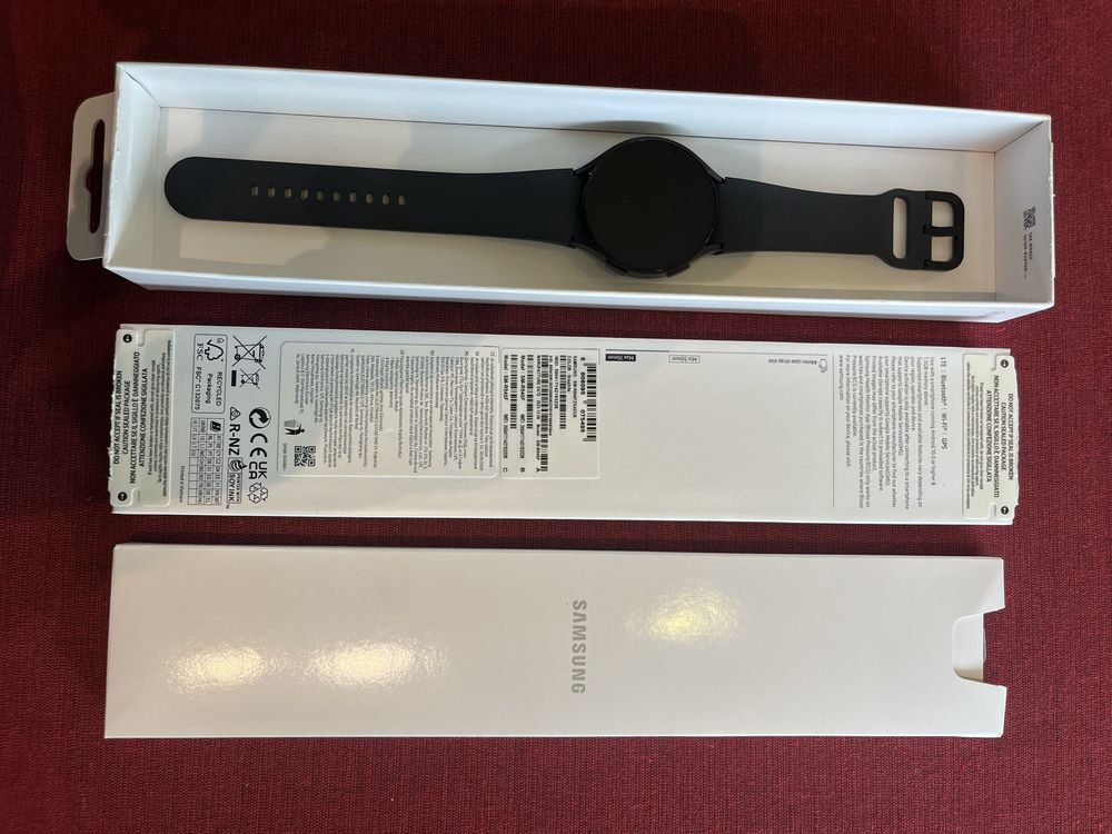 Смарт часовник Samsung Galaxy wasch 6