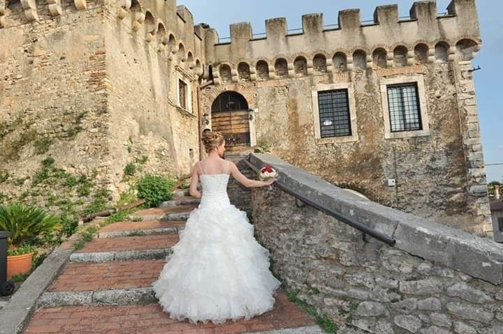 Vand rochie mireasa