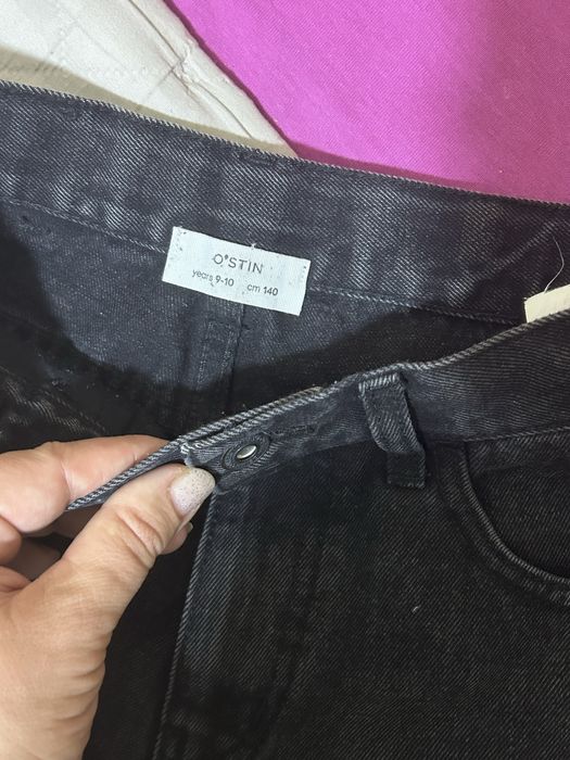 Продам джинсы на девочку