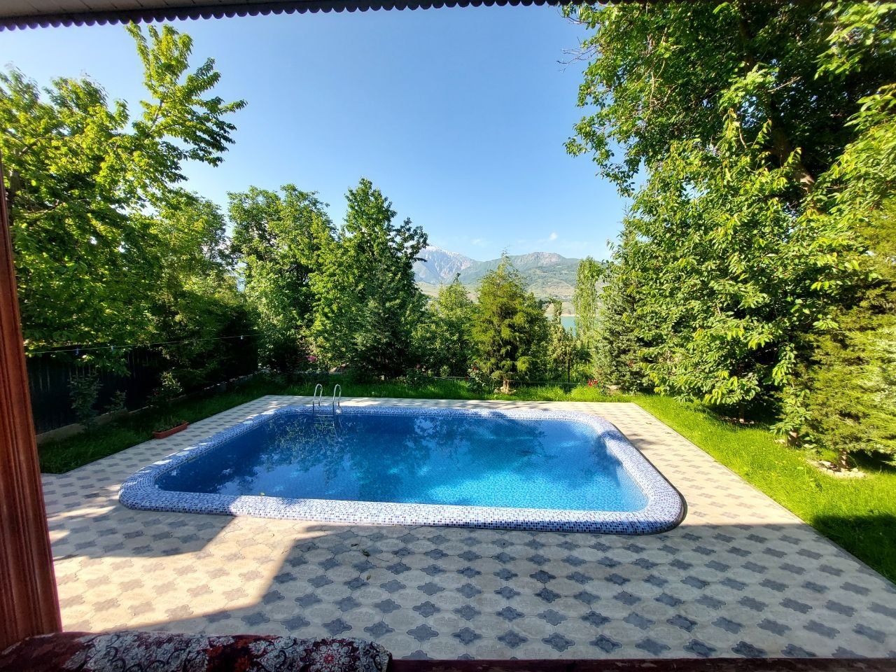 Dacha luks arzon