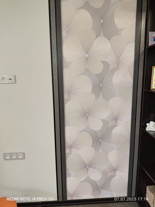 Продам обои 3D.  .