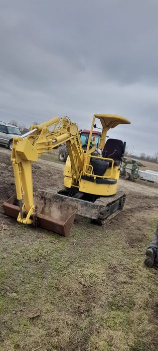 Vând escavator Komatsu și Iveco Daily