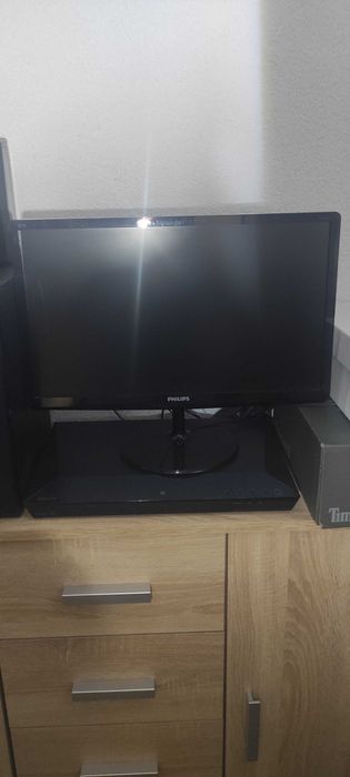 Vand Monitor Philips Full HD 17 inco