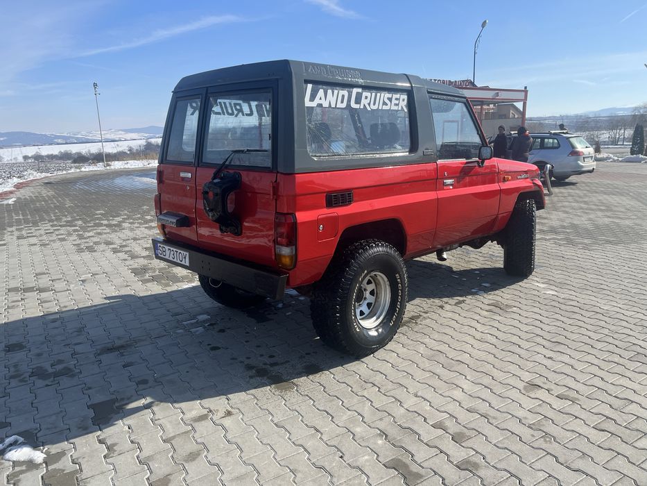 Toyota Land Cruiser J73   2.4TD