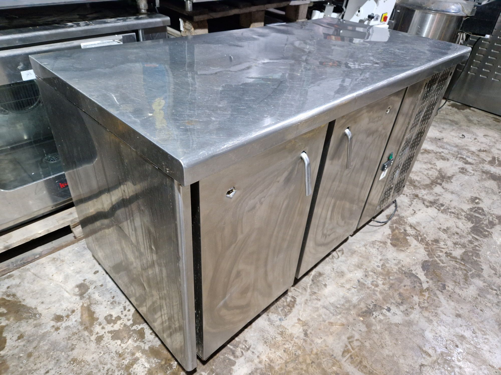 Masa rece inox, 2 uși, servisata, 130-160 cm