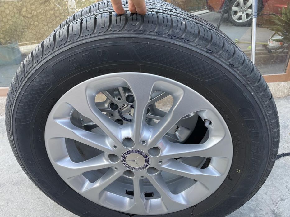 Гуми 215/60 R 17