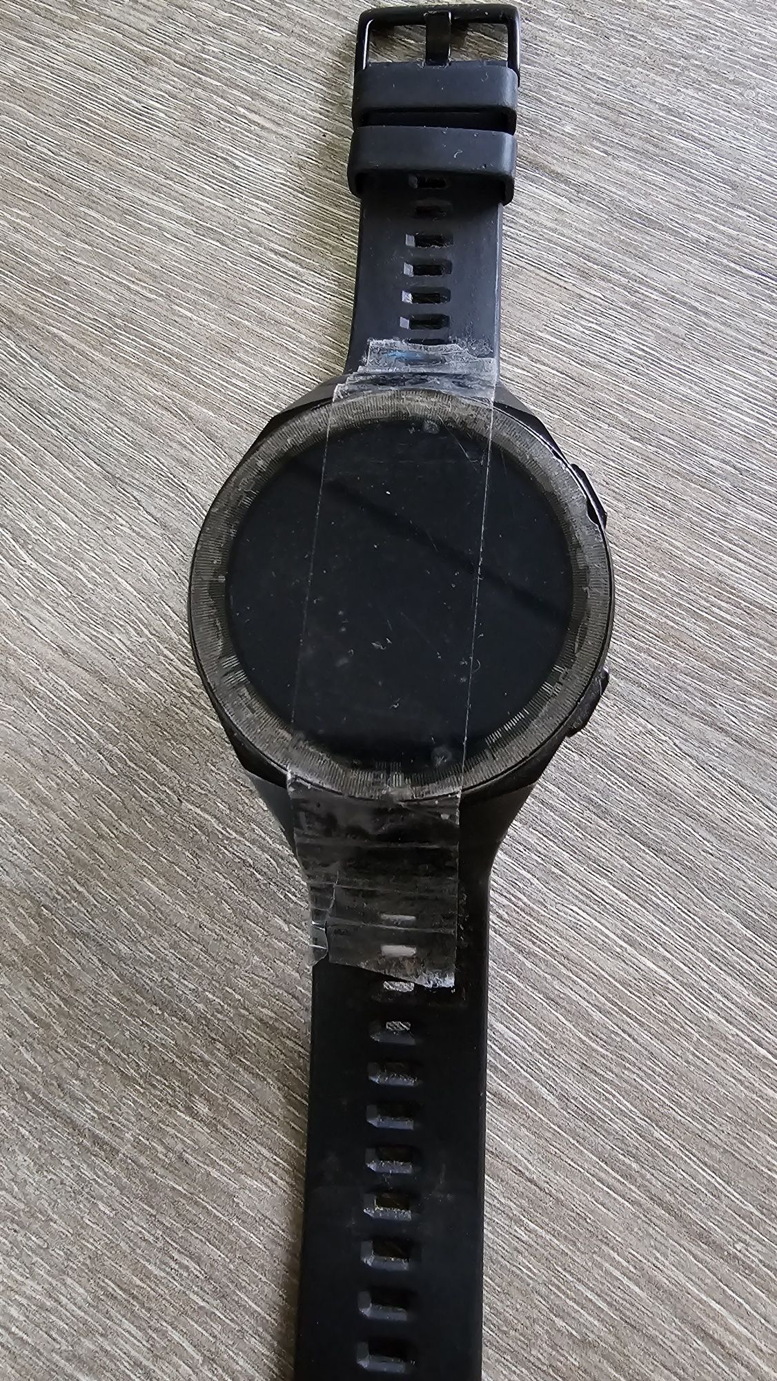 Смарт часовник Huawei Watch GT2e със зарядно, неработещ дисплей