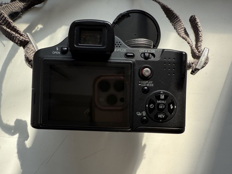 Panasonic Lumix DMC-FZ8