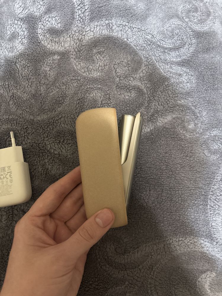 Iqos iluma in stare buna
