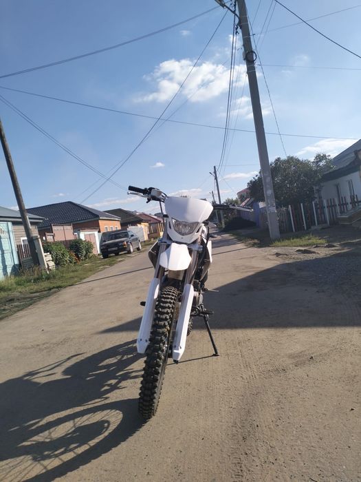 Продам мотоцикл эндуро