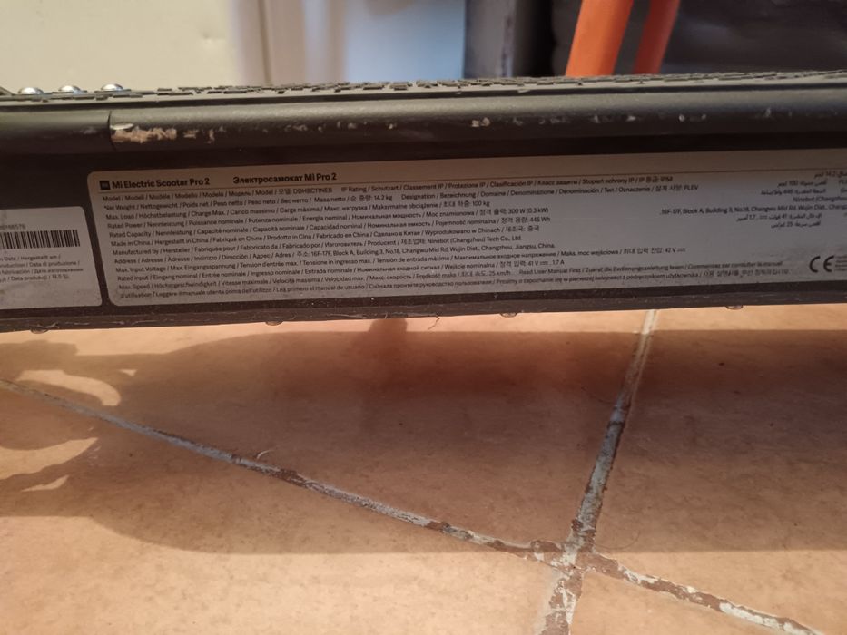 vand urgent mi scuter electric pro 2
