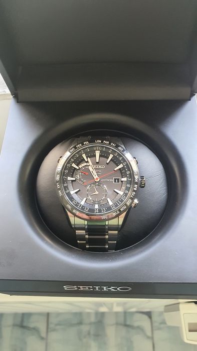 Seiko Astron GPS solar titanium ceramics sappire 47 mm