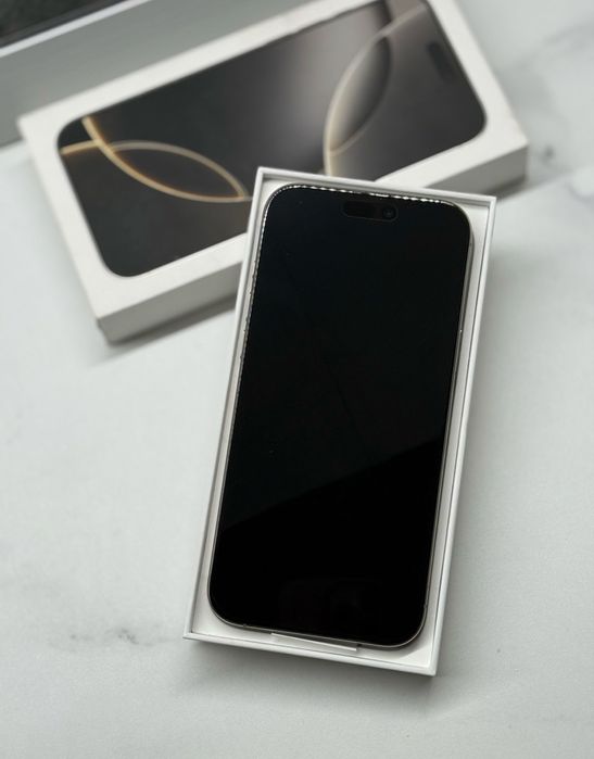 Vând/Schimb IPhone 16 Pro Max 256Gb 100% baterie garantie 2026