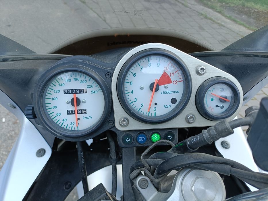 Kawasaki  ZR 7S  doar 33000 km.