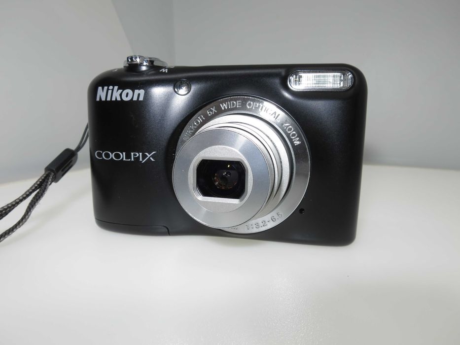 Nikon Coolpix L31 компактен фотоапарат джобна дигитална камера