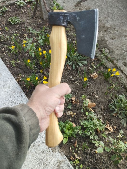 Брадвичка брадва