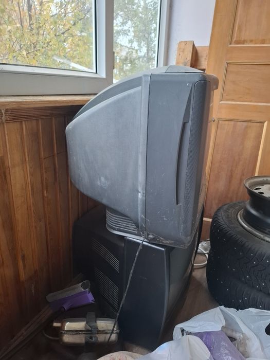 Продам телевизор