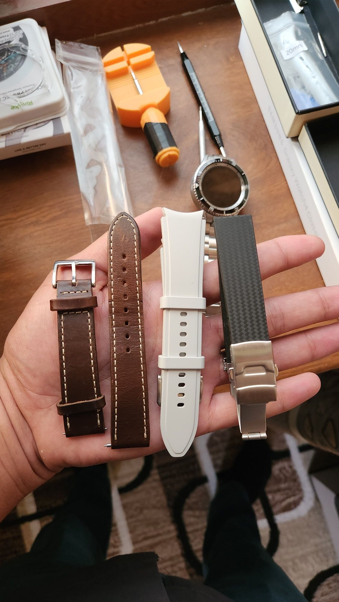 Galaxy smartwatch 4