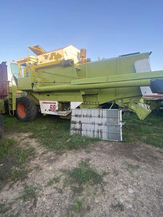 Vând combină Claas