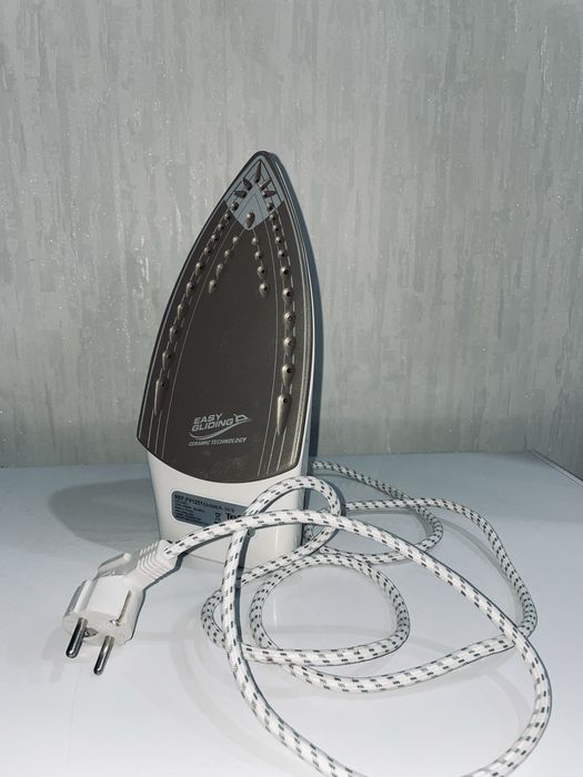 Утюг Tefal , в отличном состоянии