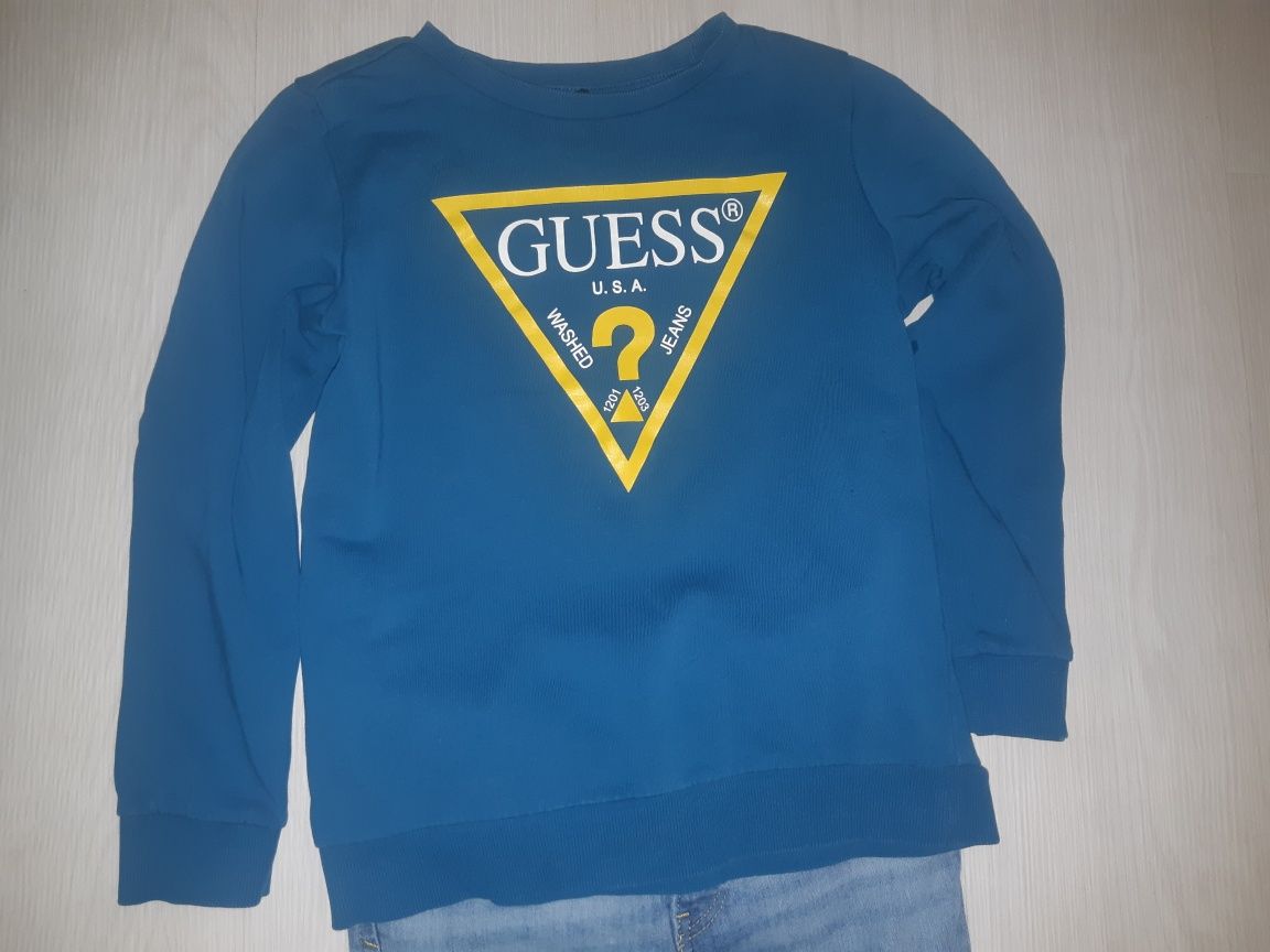 Суичър Guess и дънки H&M