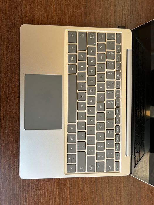 Microsoft surface go