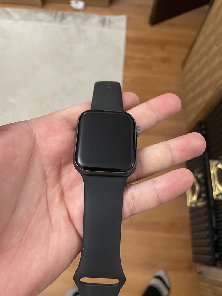Apple watch в идеальном состоянии