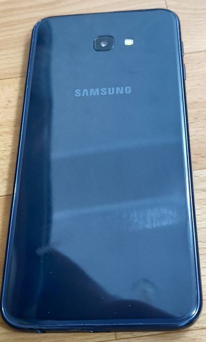 Samsung J4+. J4 plus