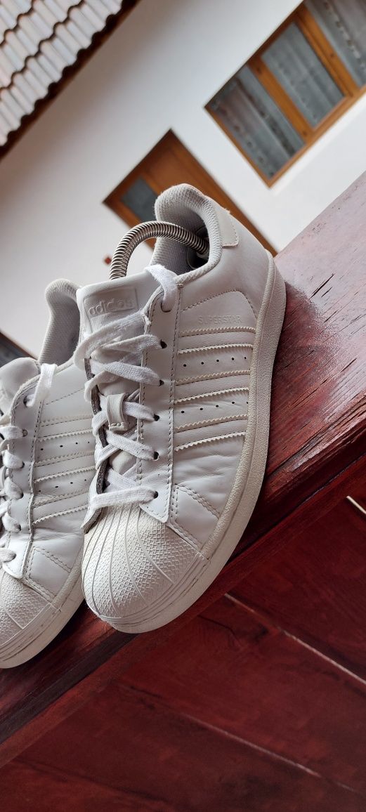 Adidaşi Adidas Superstar