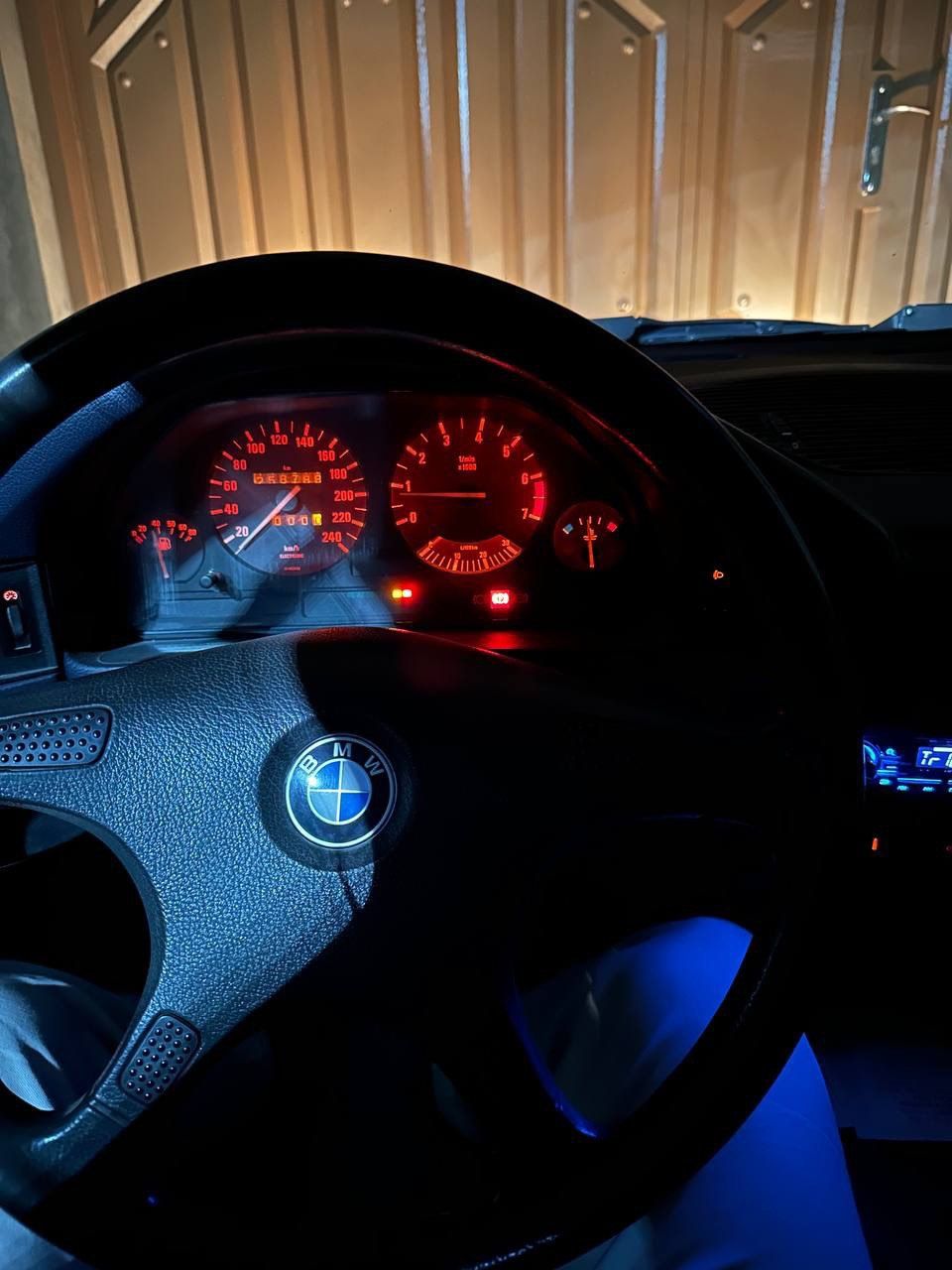 BMW E34 M20B20 1990